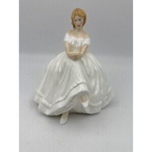 Royal Doulton Figurine “Heather” HN2956 – Hand Painted Porcelain Lady